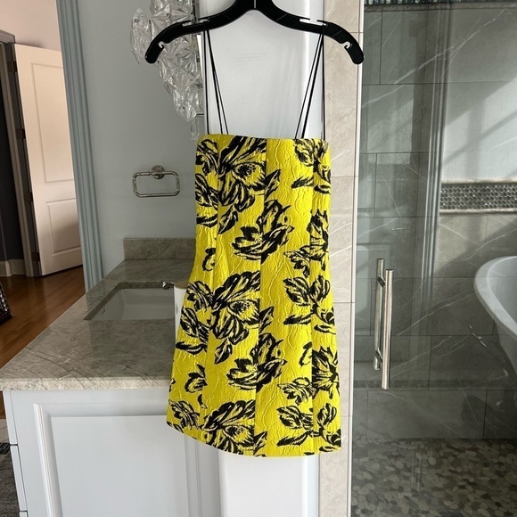 ALICE + OLIVIA Tayla Structured Jacquard Mini Dress - Picture 3 of 16